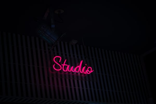AI Studio: As Melhores Plataformas para Criar com IA em 2025
