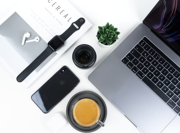 Gadgets Essenciais para um Home Office Produtivo.