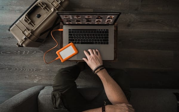 Gadgets Essenciais para um Home Office Produtivo.